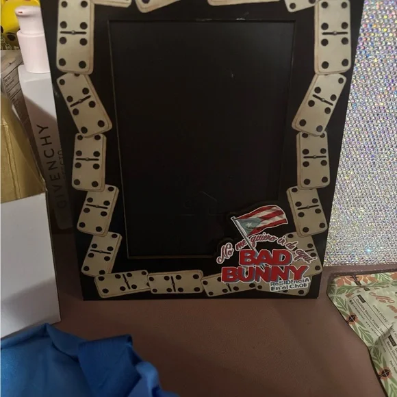 Bad Bunny Residency DTMF VIP Set - Picture 12 of 13